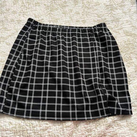 Skirt - Picture 1 of 1